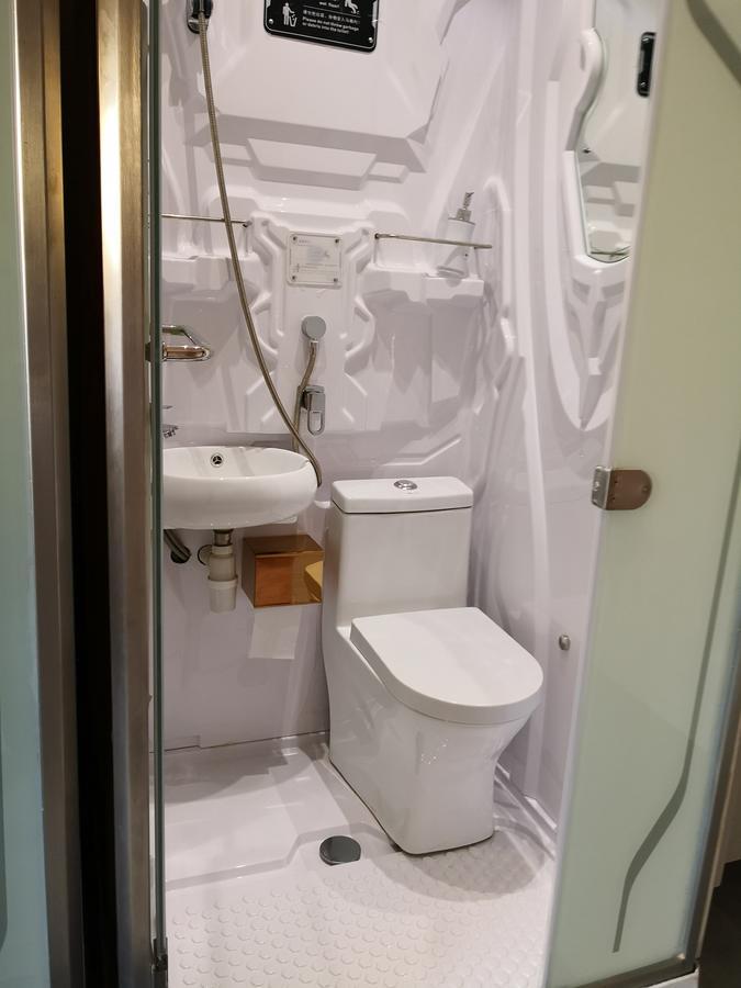קולומבו The Capsule Hotel מראה חיצוני תמונה